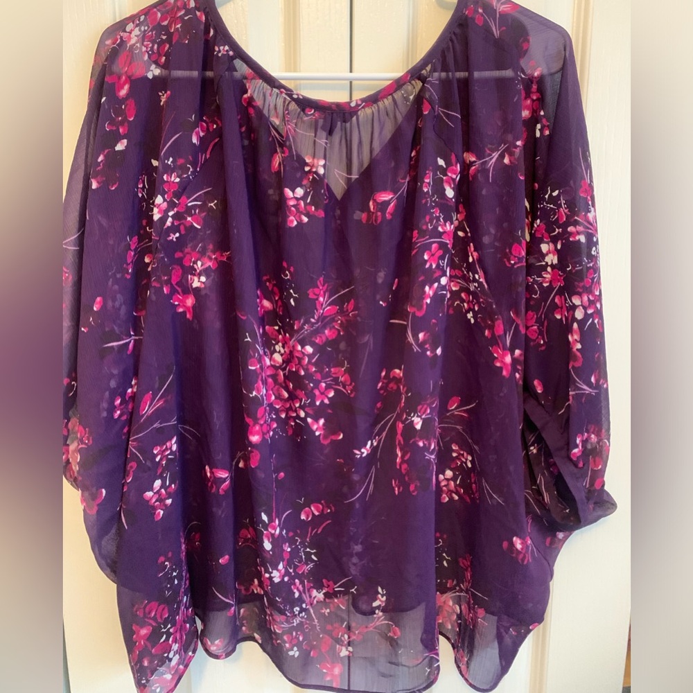 Express gorgeous whimsical small sheer flowy purple floral boho comfy blouse top